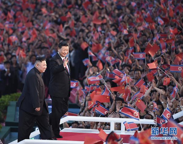 
反监听设备习近平和彭丽媛观看朝鲜大型团体操和艺术演出
